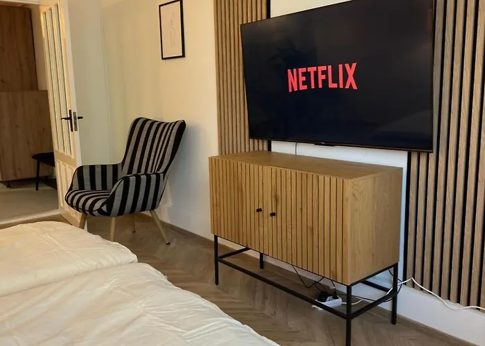 One Room Apartment- Self Check-In 24H