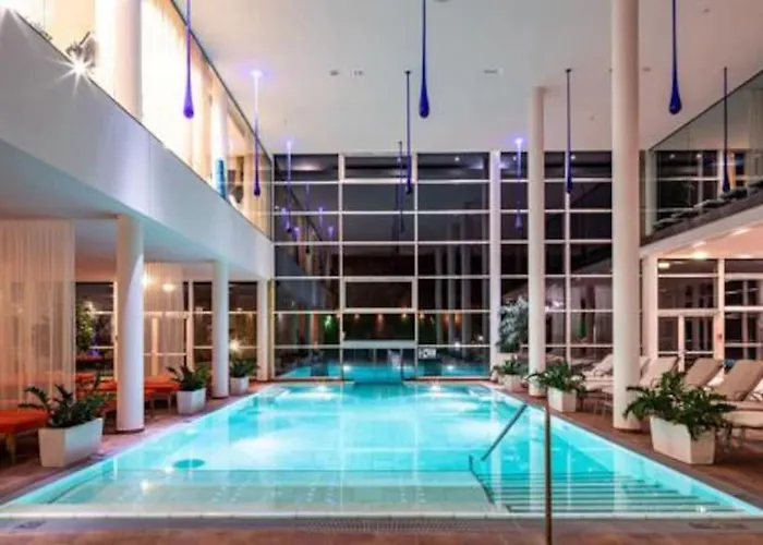 Adults Only Spa-Relax-Suite