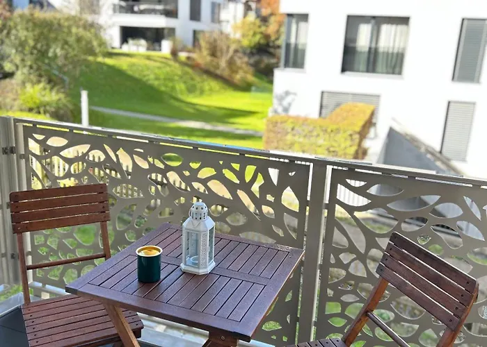 Jasminkas Host 2, Ruhig, City und Naturnah, Gratis Parkplatz und Balkon