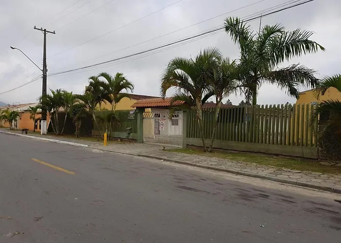 Kitnet Flamingo Matinhos 31B