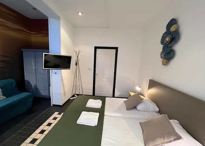 Dijkstra Hotels