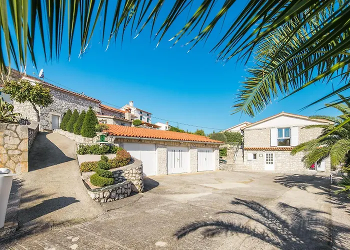 Strandappartement In Ravni Mit Wlan