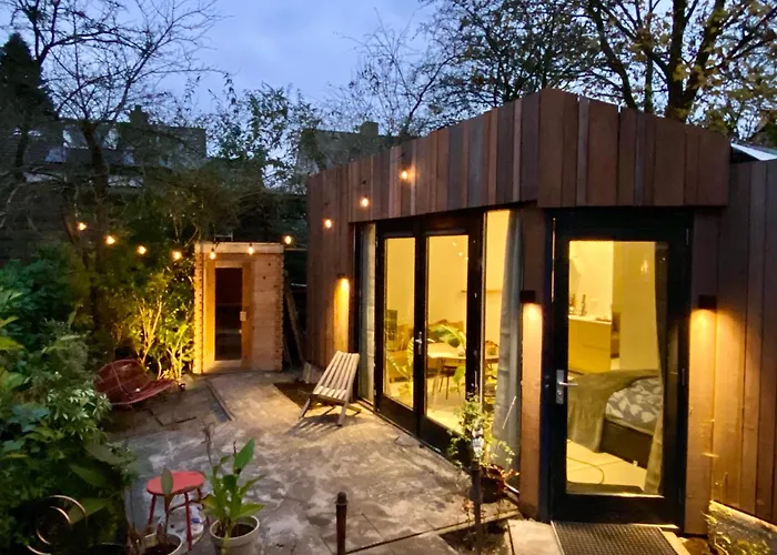 Garden Guest House & Sauna