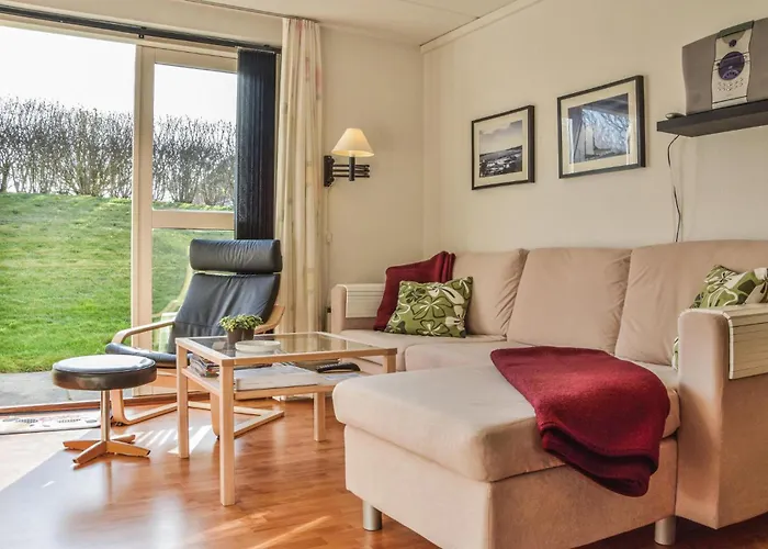 2 Bedroom Lovely Apartment In Lemvig