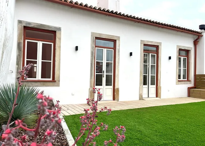 Casas De Alpedide