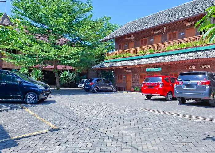Omah Kampoeng Near Uksw Salatiga Mitra Reddoorz