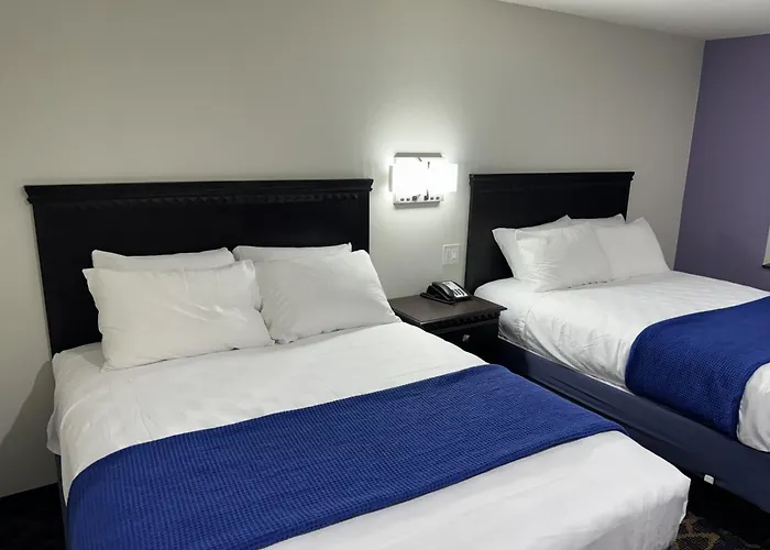 Lakeside Inn And Suites