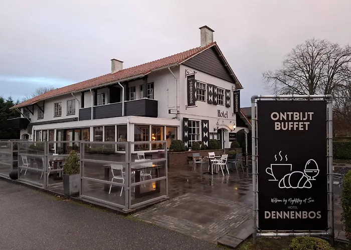 Strandhotel Dennenbos