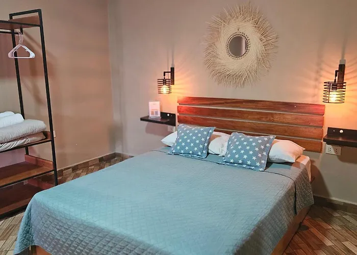 Casa Alamanda - Posada Urbana