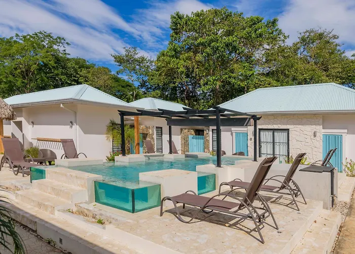 Villas Vr Beachwalk Avellanas