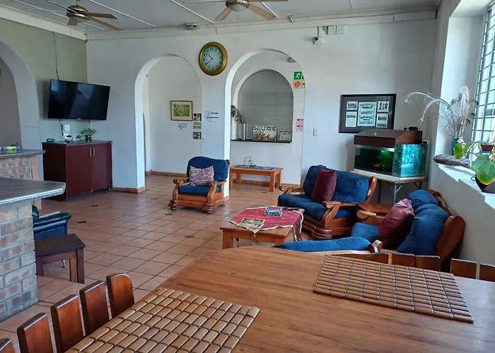 Oceanic Flashpackers Accommodation