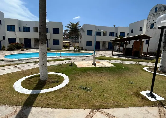 Paraiso frente ao mar, réplica de uma vila grega!