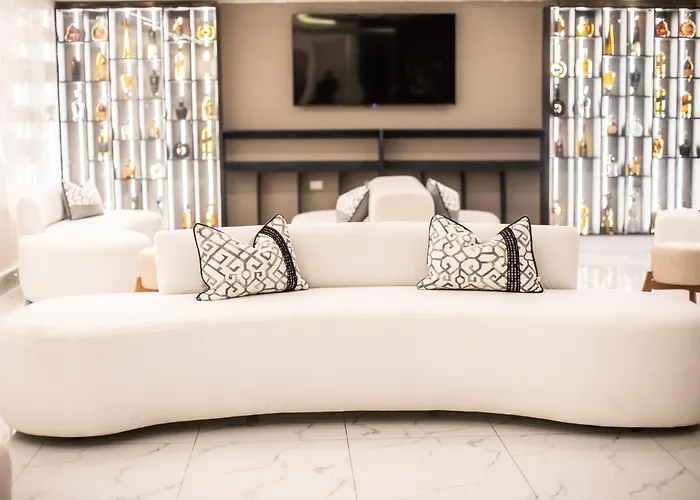 Lovera Hotel