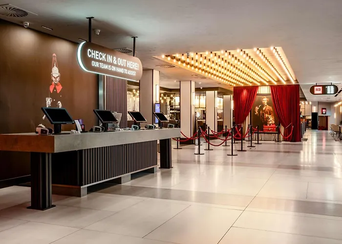 Radisson Red London Heathrow