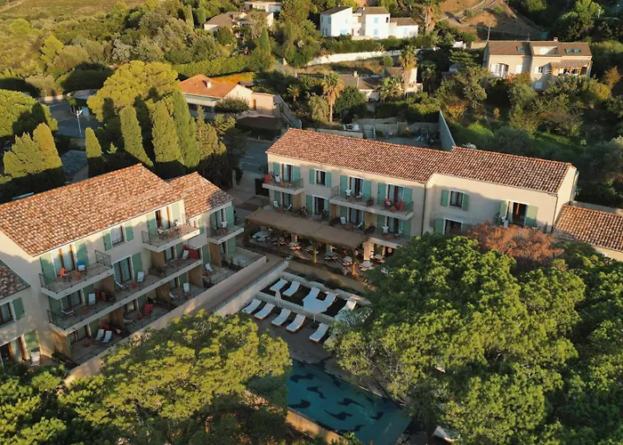 Boutique Hotel Responsable Et Restaurant Basgi Basgi