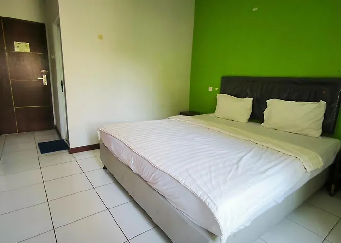 New Bandengan Beach Hotel