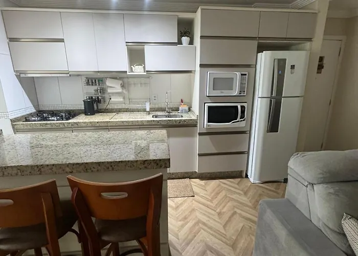 Apartamento na Praia do Perequê