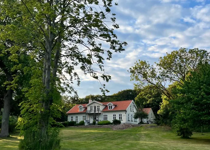 Ved Holckenhavn Fjord