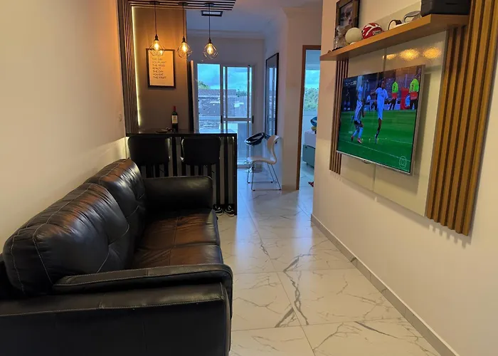 Apartamento novo em Matinhos 2 piscinas