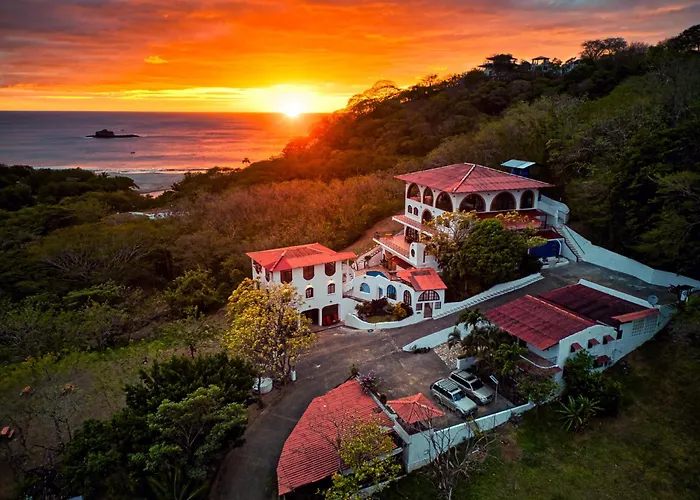 Beachside Stay At Villa Viyarte