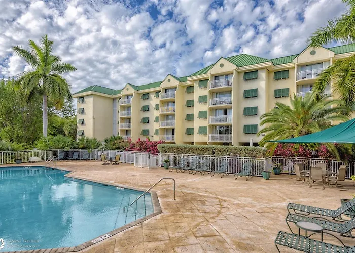 Rum Cay Sunrise Suites