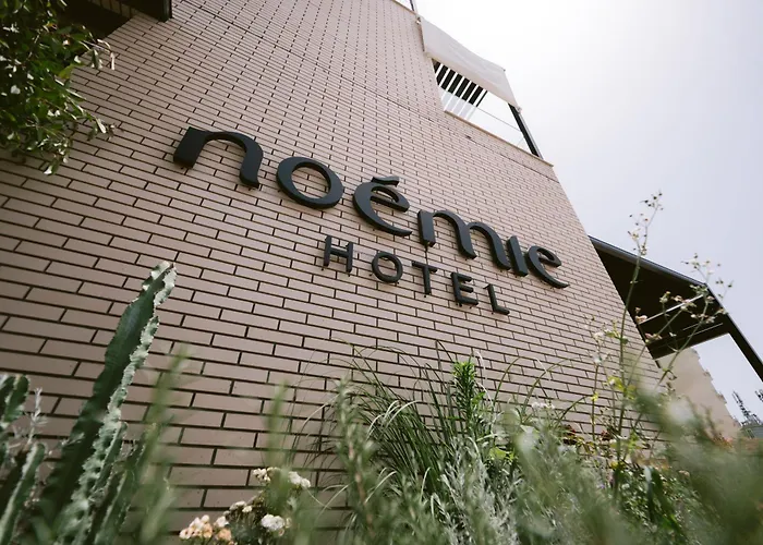 Noemie Hotel