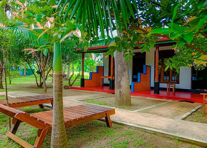 Pride Rock Villa & Tree House
