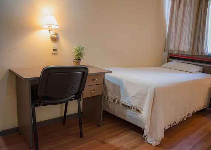 Hotel Rio Dorado