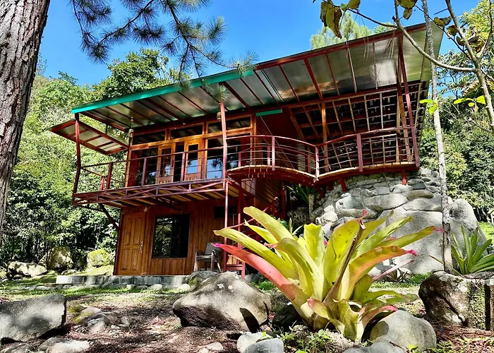 Hotel De Montana El Pelicano