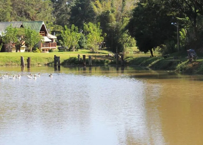 Refúgio do Lago no Camping Carrion Itu