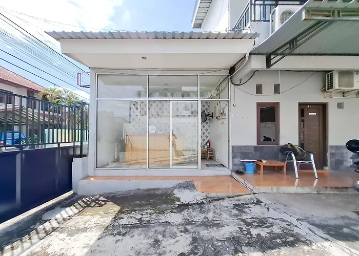 Reddoorz Near Jalan Slamet Riyadi Solo