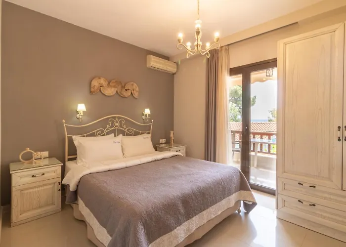 Kassandrinos Apartments Apostolos