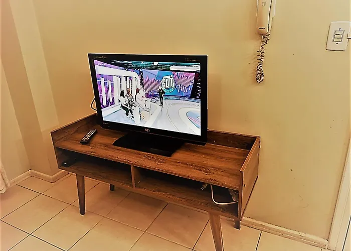 Apartamento na UBATUBA há 1 quadra do mar