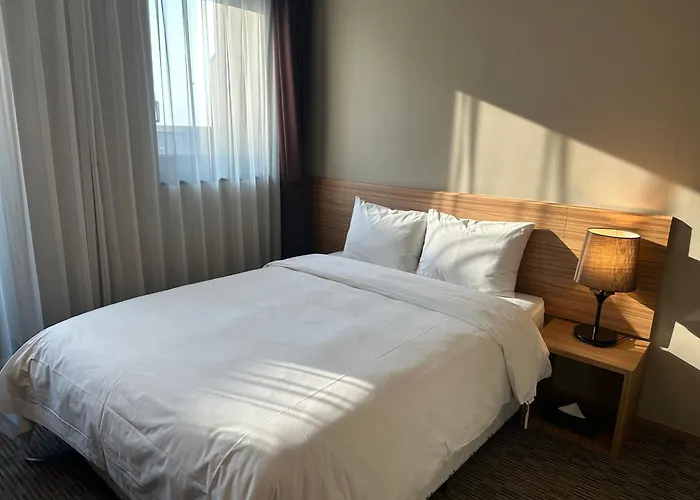 Golden Harbor Hotel Pyeongtaek