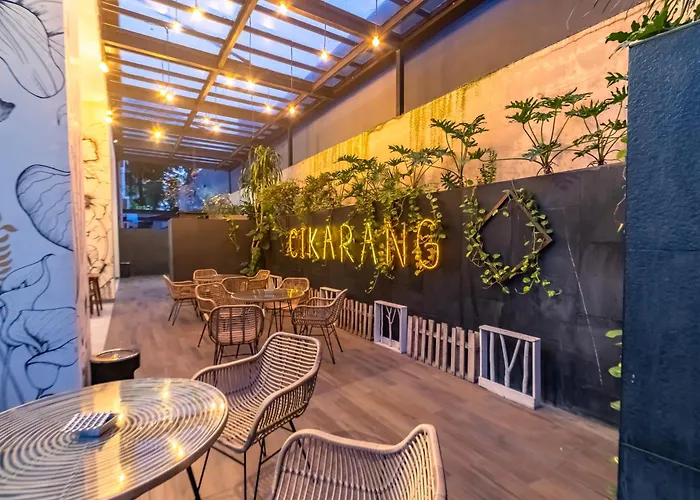 Hotel Ayola Lippo Cikarang