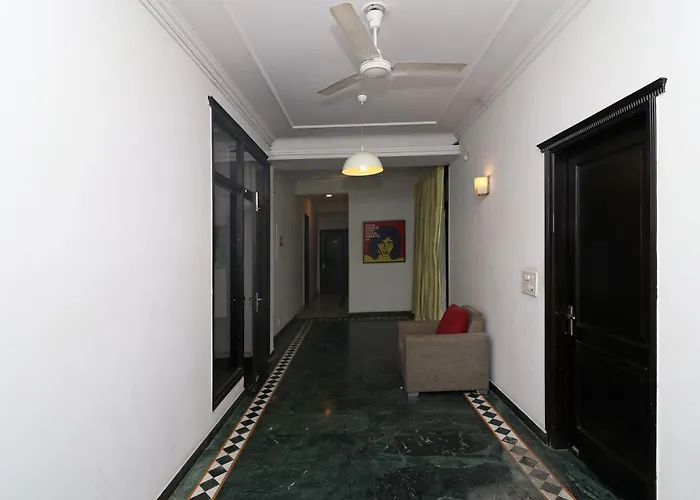 Hotel O Thammanam