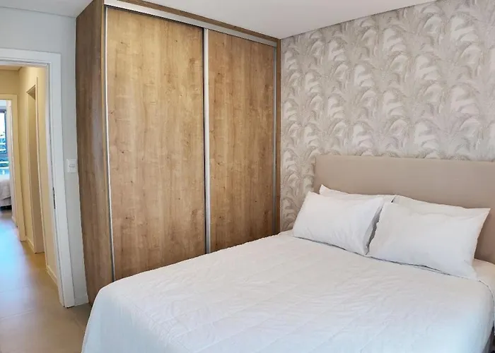 Houze Residences - By Ava Rentals