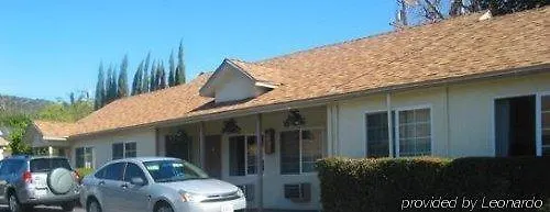 Rose Bowl Motel