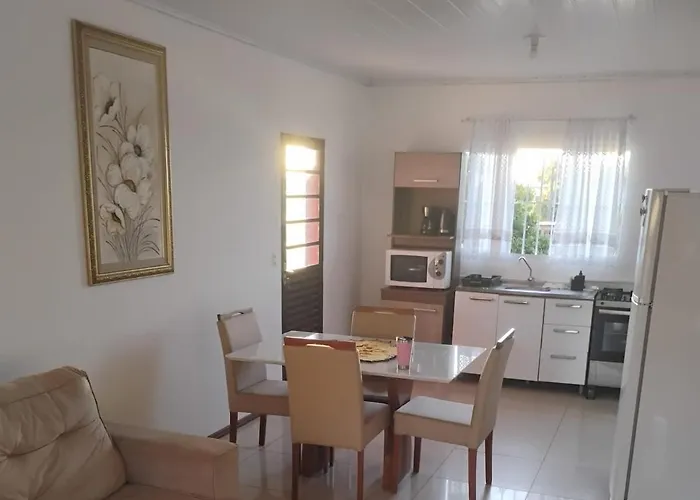 Alugo casa para Argentinos, espaço inteiro
