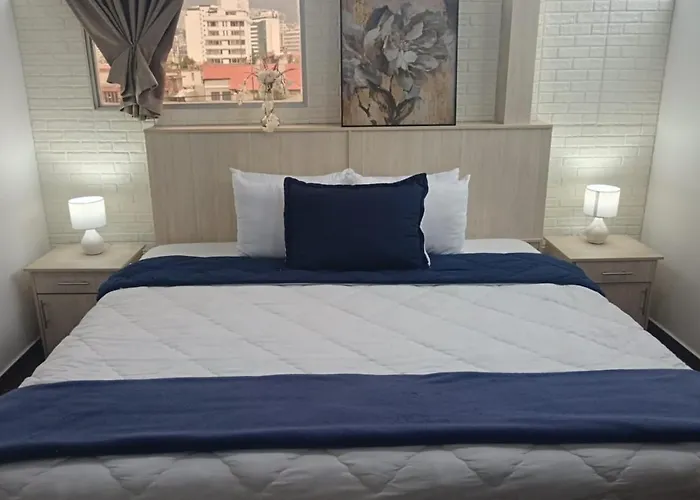 Hotel + Arte