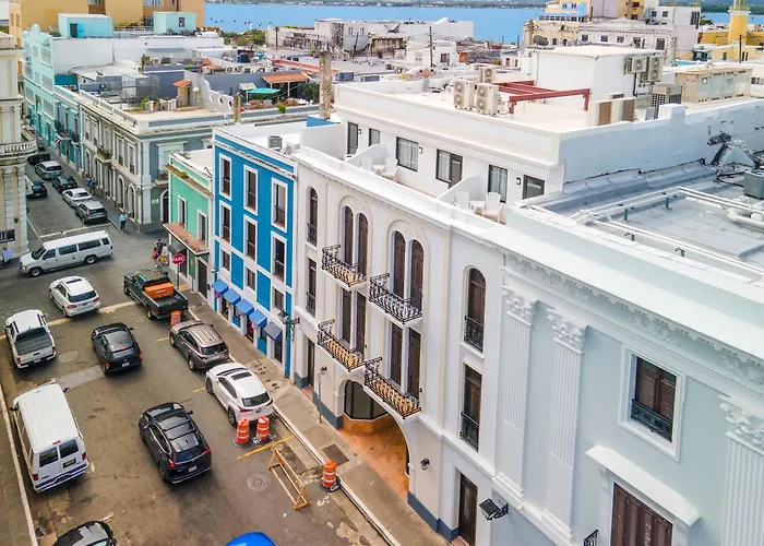 Armas Hotel