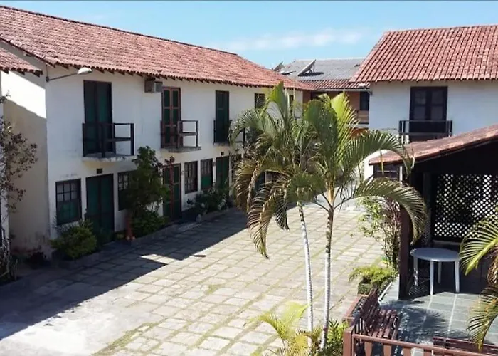 Casa duplex em Condomínio Iguaba Grande