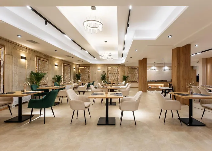 Amar Design Hotel By Hmg