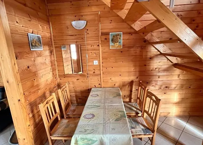 Almos Apartman