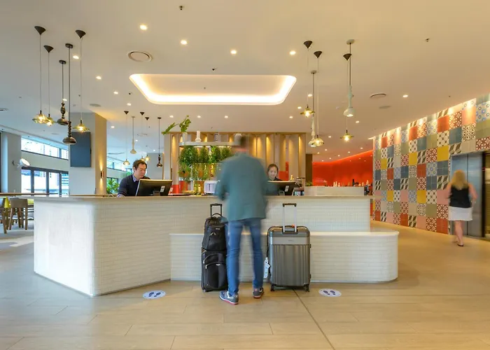 Holiday Inn Express Brisbane Central By Ihg