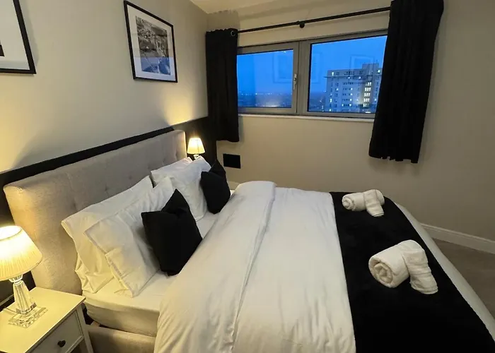 267 Stylish 2 Bed Apartment City Centre Free Parking