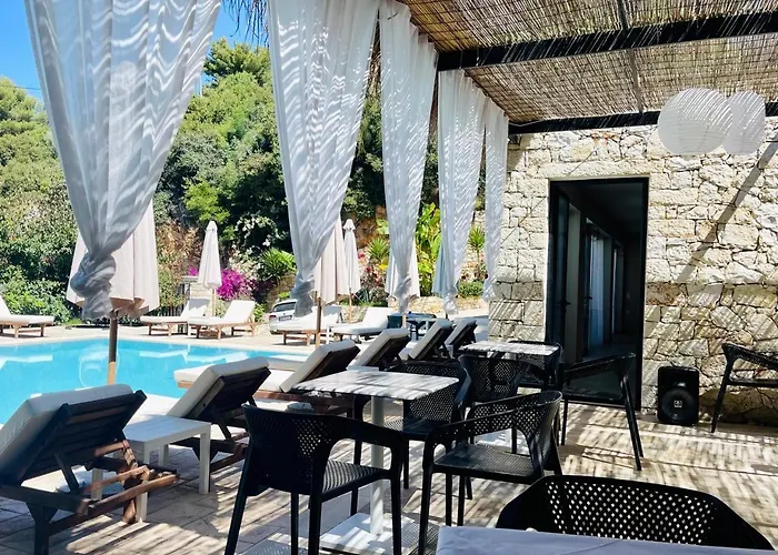 Hotel Platon