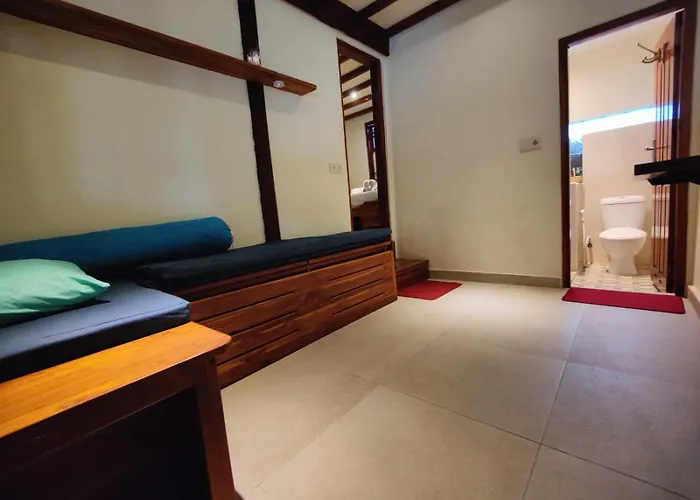 Cool Breeze Authentic Hotel Labuan Bajo Komodo