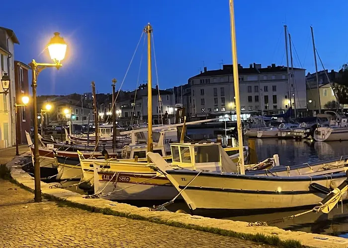 L Atelier, studio au petit port de Martigues