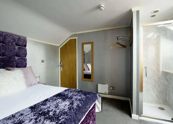 Hotels 24-7 - The Old Victoria Hotel
